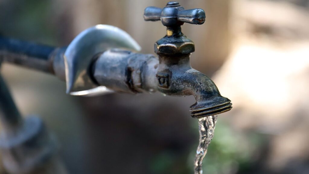 Cortes temporales de agua durante la madrugada por trabajos de infraestructura