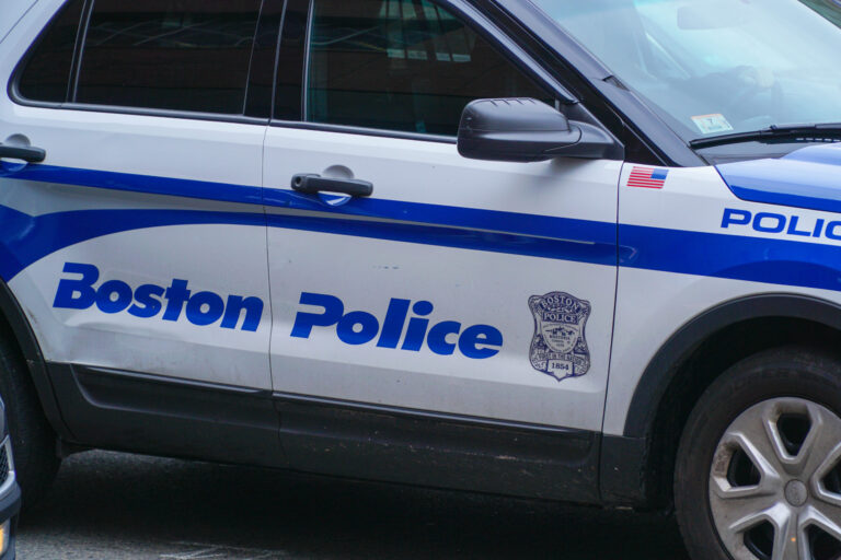 Preocupación en Boston por Intento de Secuestro Cerca de Escuela Primaria