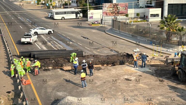 Alerta en Carretera 45: Cierran Tramo Silao-Irapuato por Riesgo de Socavón