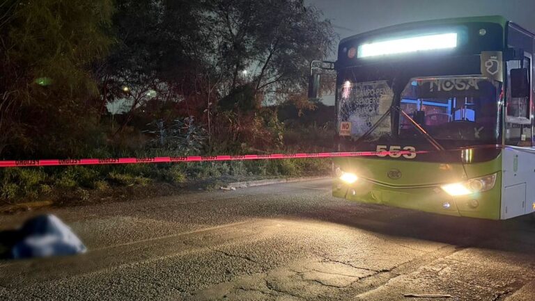 Tragedia en Escobedo: Hombre pierde la vida tras accidente con camión urbano en la carretera a Laredo