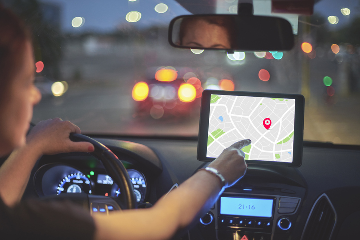 Uber endurece la verificación de antecedentes penales para conductores en EE. UU.