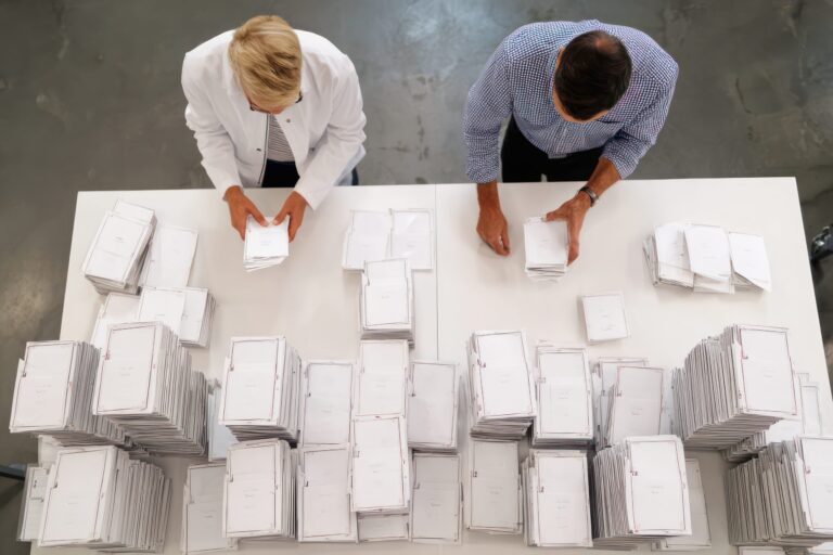 Conteo de Votos en Monterey: Miles de Boletas Aún en Verificación