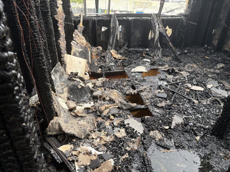 Incendio en Construcción Devora Edificio de Apartamentos en Highlands de Denver
