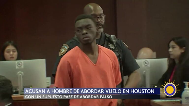 Nuevo Escándalo: Hombre Usa Pase Falso Para Abordar Vuelo En Houston