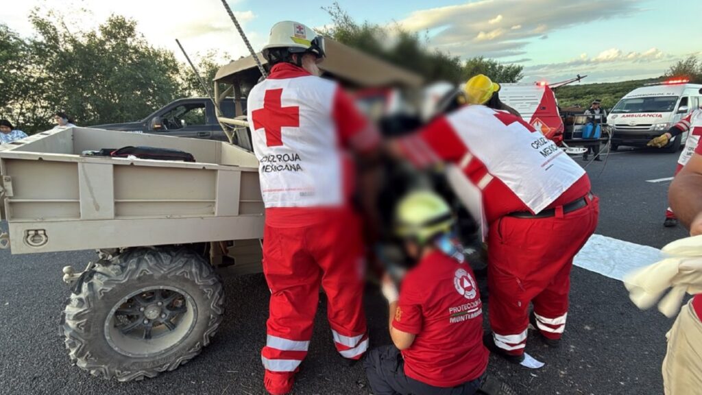 Dramático Rescate Tras Impactante Accidente en Montemorelos, Nuevo León