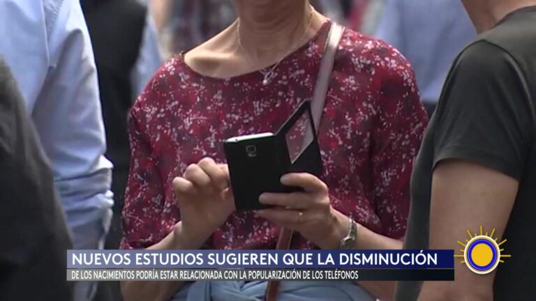 ¿Menos Nacimientos Por El Uso De Smartphones? Dos Estudios Ligan Tecnología Y Natalidad
