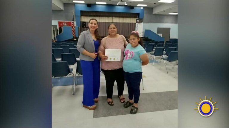 Taller de ansiedad en Indio busca fortalecer el bienestar emocional de las mujeres