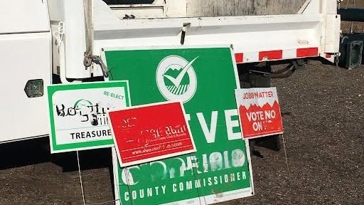 Señales políticas: CDOT recuerda la prohibición en carreteras de Colorado
