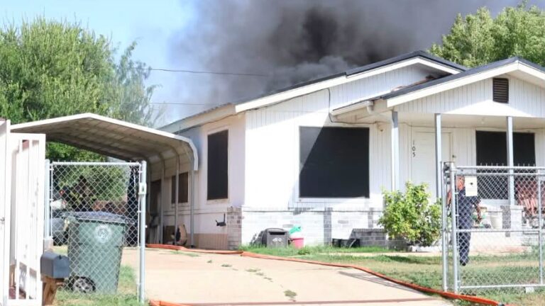 Bomberos de Mission controlan incendio residencial y evitan su propagación