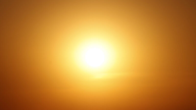 Calor extremo en Colorado impulsa visitas a Chatfield Reservoir y Clear Creek pese a los bajos niveles de agua