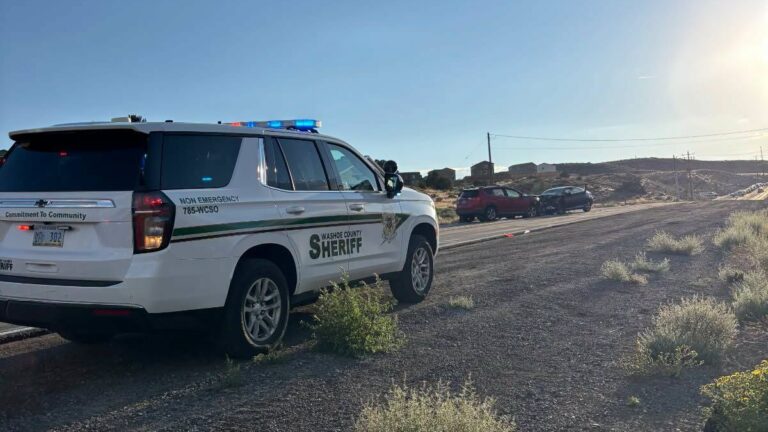 Arresto por manejo bajo la influencia: mujer enfrenta cargos tras grave choque en Sun Valley con 5 heridos