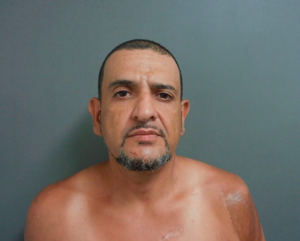 Hombre es arrestado en San Patricio County por agresión contra un familiar