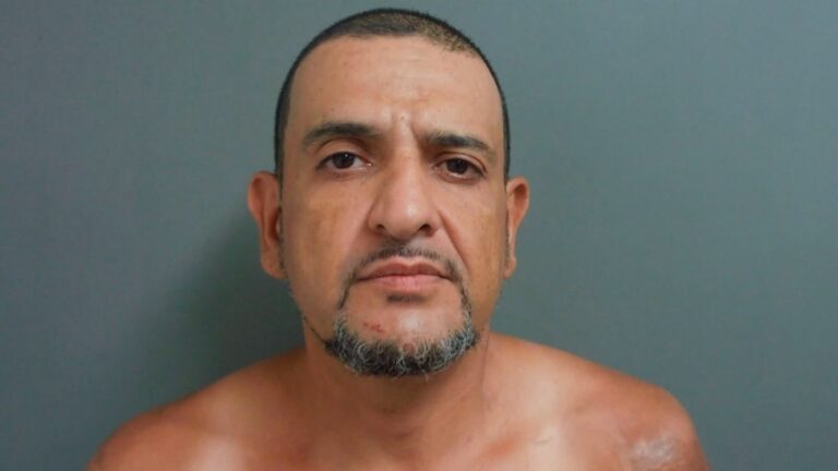 Hombre es arrestado en San Patricio County por agresión contra un familiar