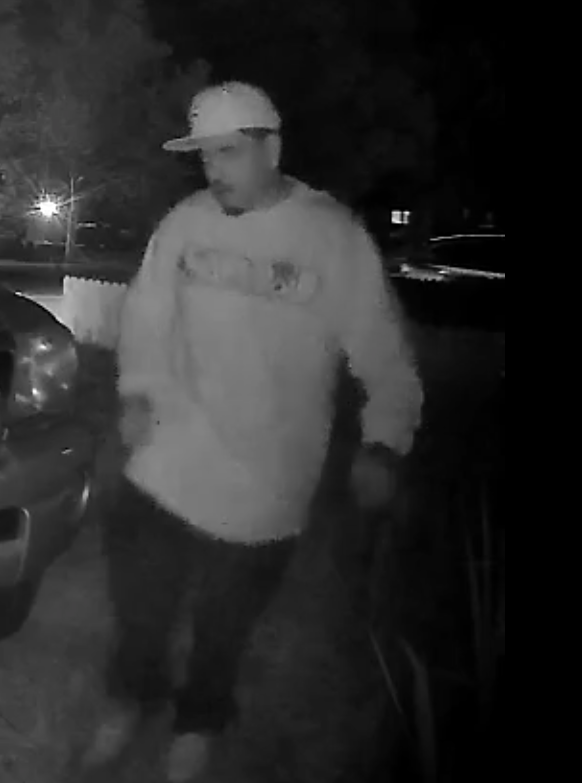 Robo alarmante: la policía de Carson City busca a un sospechoso de robar un vehículo