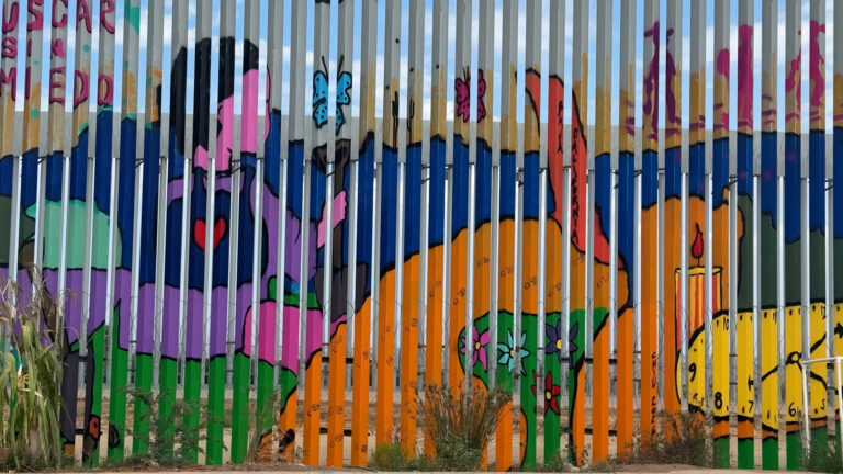 Mural en Playas honra a madres buscadoras que siguen luchando en Tijuana