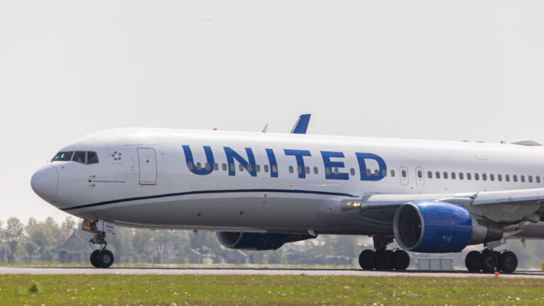 United conectará Denver y París con vuelos diarios sin escalas a partir de 2027