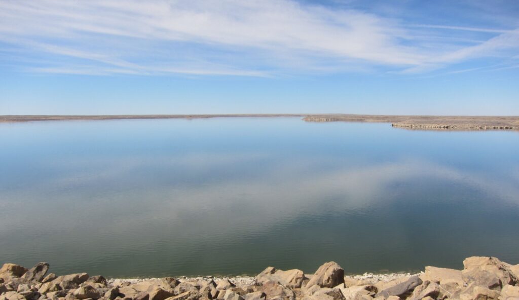 Aguas residuales: 4.2 millones de galones avanzan hacia embalse de Colorado