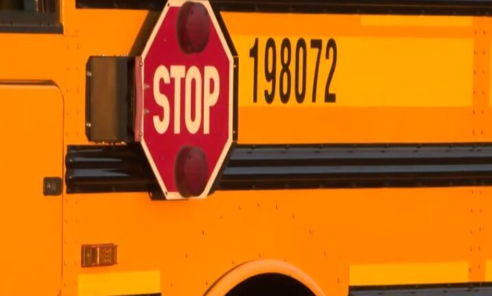 RGCGISD informa sobre incidente menor con autobús escolar