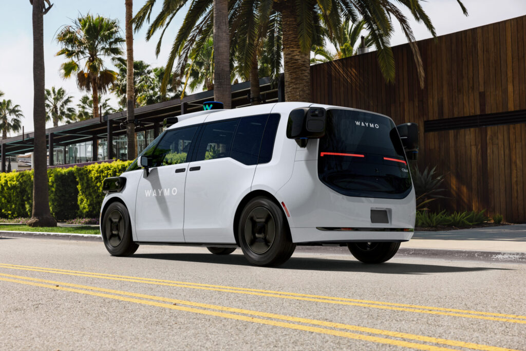 Carros sin conductor ya transportan pasajeros en Denver: así funcionará Waymo