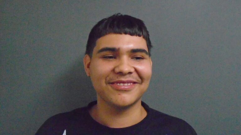 Arrestan a hombre acusado de agresión e intoxicación pública en Mathis