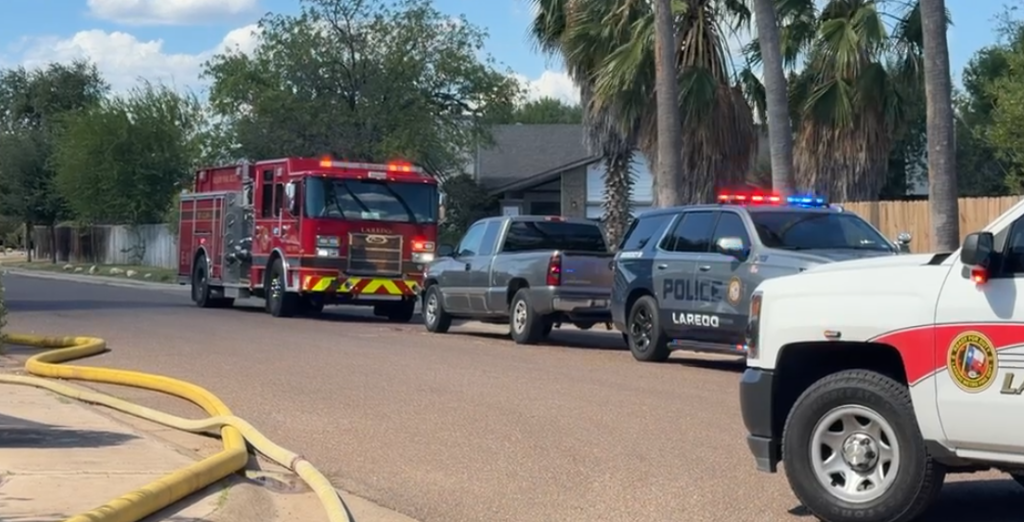 ÚLTIMA HORA: Incendio en vivienda moviliza a autoridades cerca de Hidden Lane