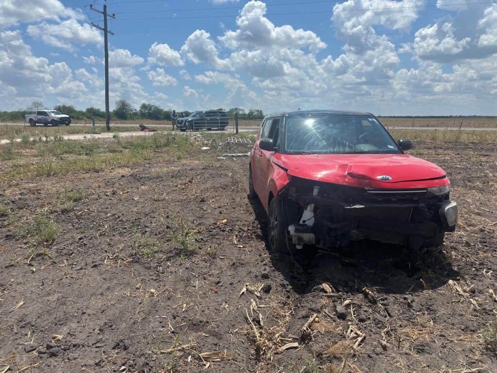 Accidente de un solo vehículo deja a conductor sin lesiones graves