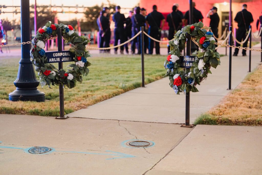 Policía de Odessa conmemora el aniversario 19 luctuoso de dos oficiales caídos en servicio