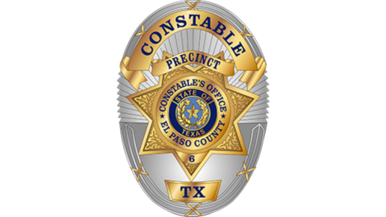 Arrestan a mujer buscada por conducir ebria mientras trabajaba en un bar en el noreste de El Paso