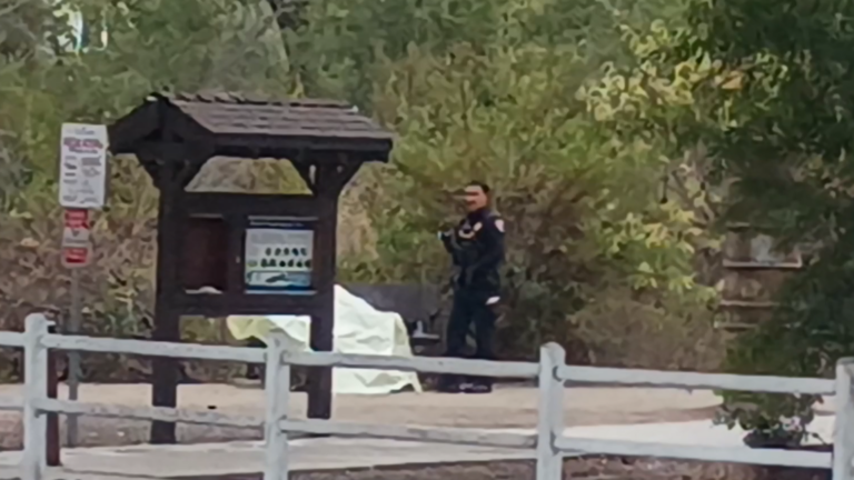 Encuentran a una persona sin vida cerca de estación de MTS en Fashion Valley