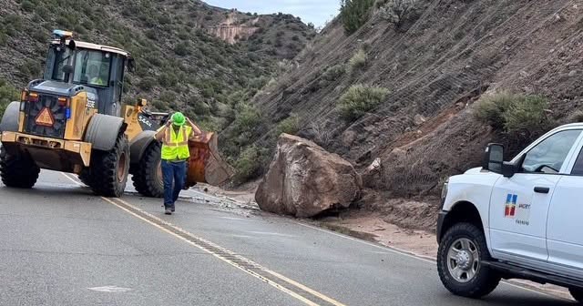 Lluvias provocan caída de rocas y escombros en la carretera NM-68 en el Condado de Rio Arriba