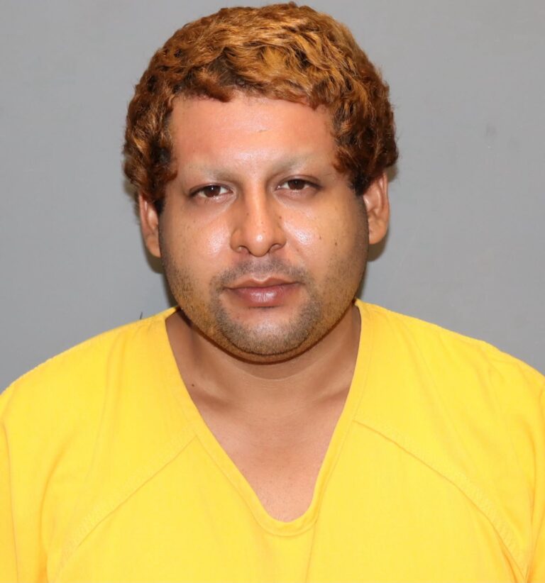 Apuñalan a hombre dentro de H-E-B en Weslaco; sospechoso fue arrestado