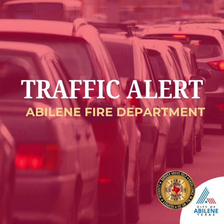Cierran la Autopista 83/84 en Abilene en ambas direcciones tras accidente.