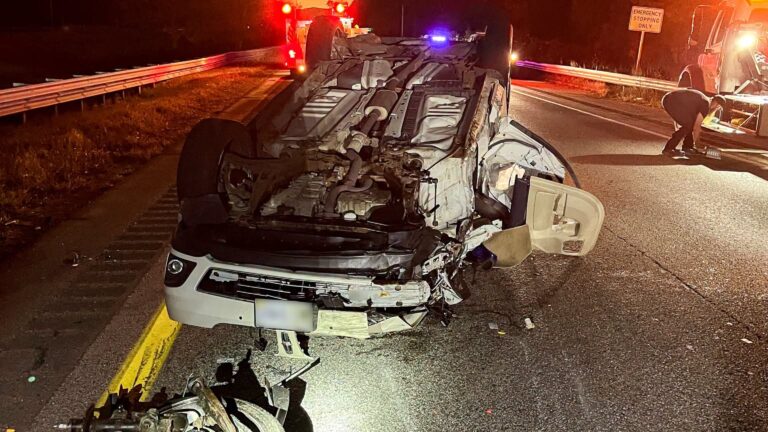 Intenso resplandor del sol provoca dos choques múltiples y cierre de carretera en New Hampshire