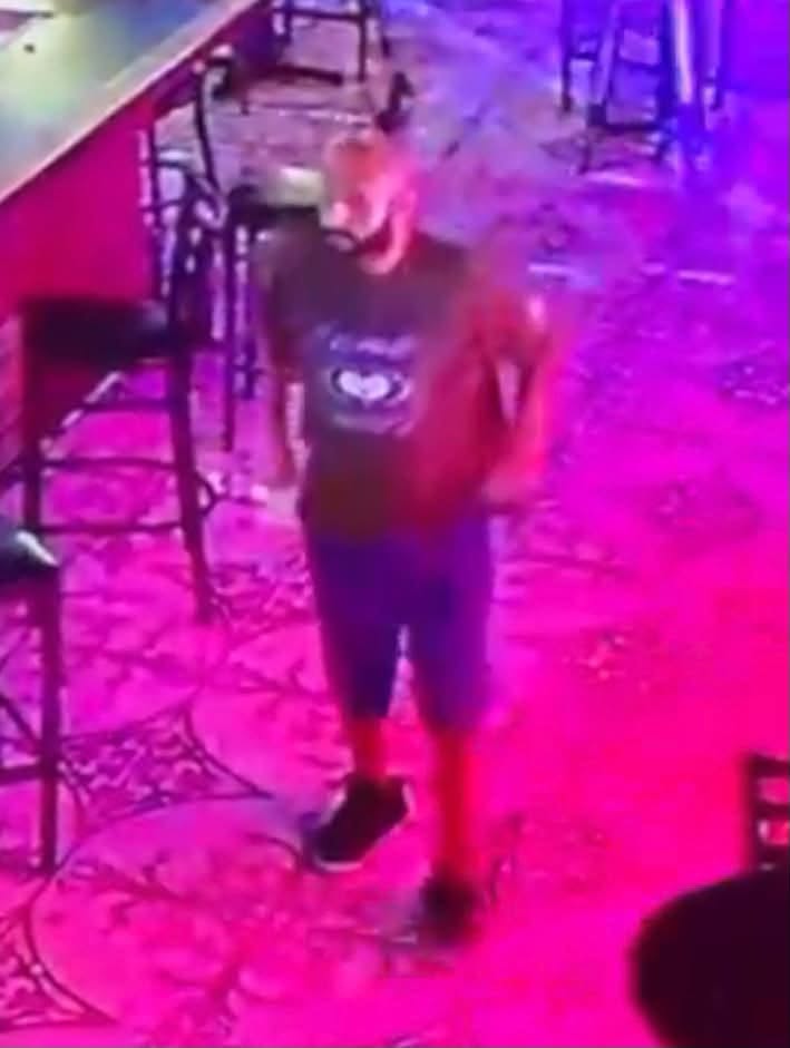 Policía de Brownsville busca identificar a sospechoso de robo de vehículo