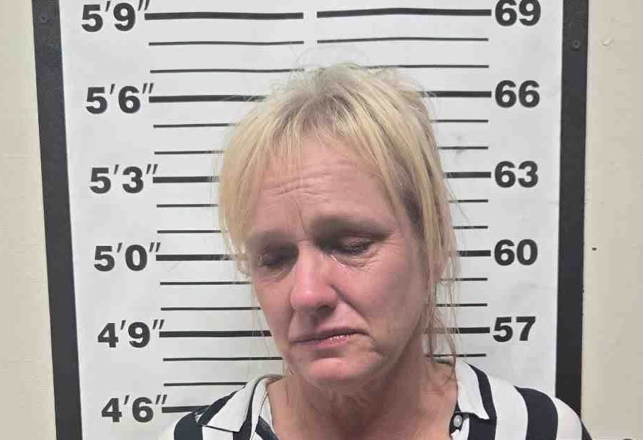 Arrestan a mujer de Weslaco con metanfetamina y cocaína en Elsa