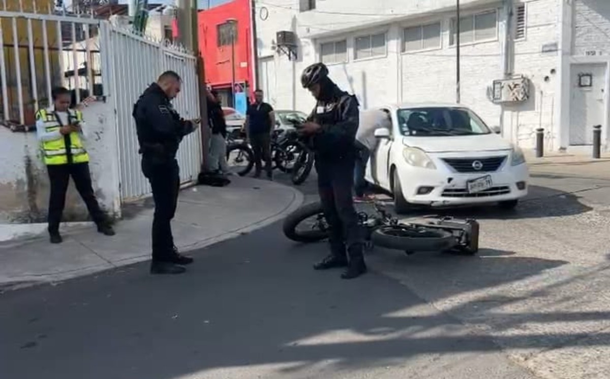 Accidente de Bicicleta en Palm Springs: Policía Impactado por Vehículo