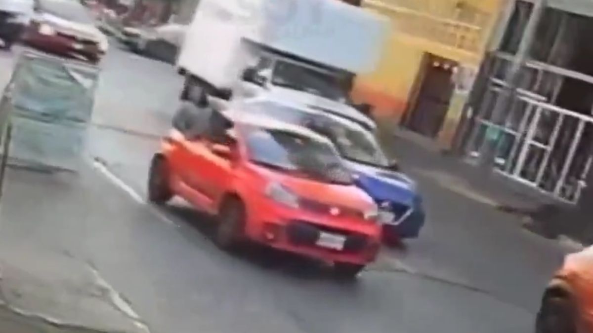 Valientes comerciantes de Naucalpan detienen intento de secuestro de mujer