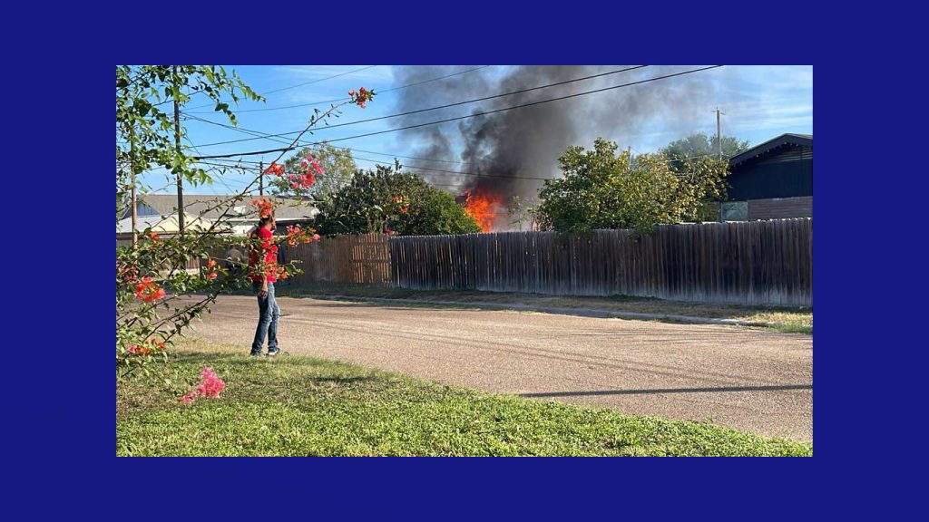Edinburg incendio en cobertizo trasero controlado sin heridos