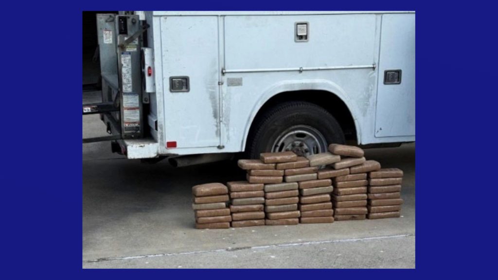 Parada de tráfico del DPS lleva a incautación de cocaína por un millón de dólares en Hidalgo