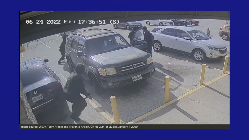 Integrantes de la pandilla “Free Money” son acusados por asesinato en centro comercial de Houston