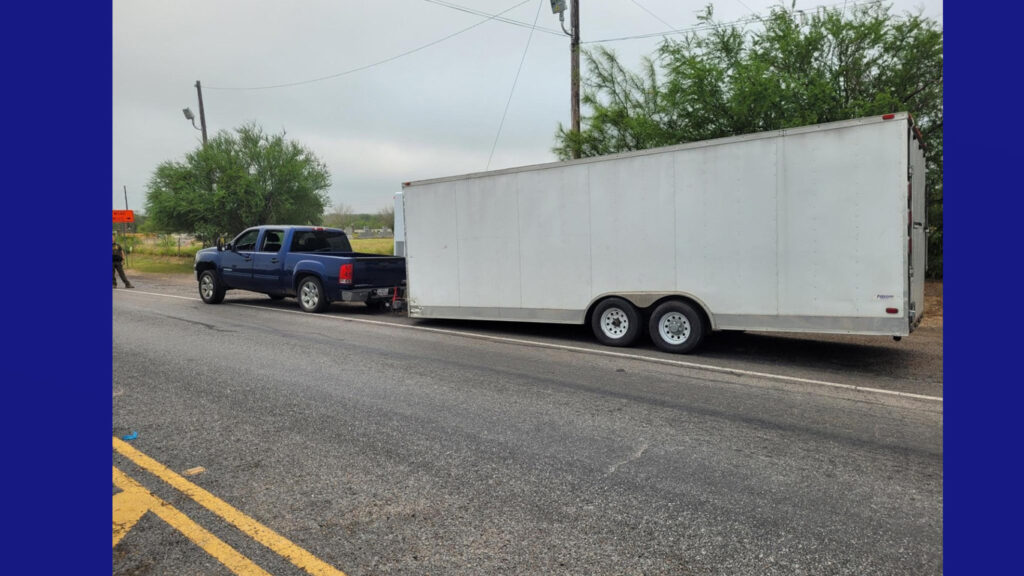 Tres detenidos en McAllen por tráfico ilegal de personas en operación federal
