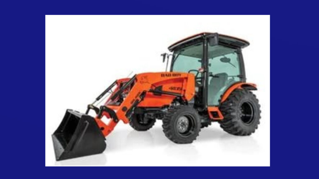 Roban tractor de lote de equipo en Donna; autoridades piden ayuda para identificar a los responsables