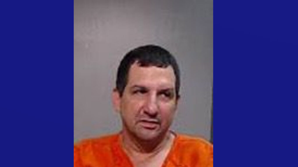 Buscan a hombre acusado de violencia familiar en McAllen