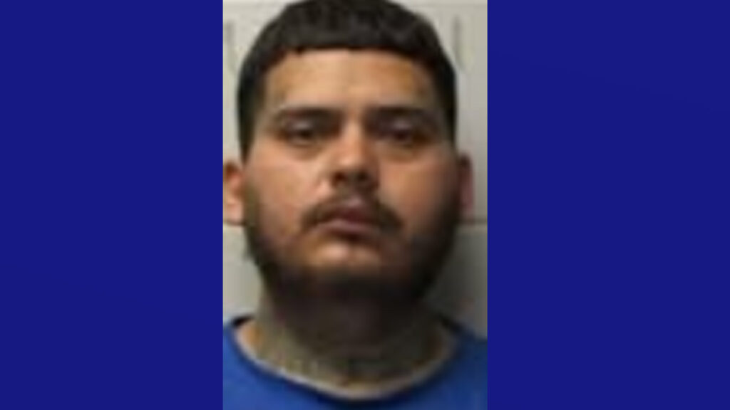 Cateo en Harlingen concluye con un hombre detenido y decomiso de armas, droga y municiones