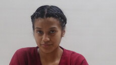 Mujer de 19 años arrestada en Brownsville por intentar desarmar a un oficial durante arresto