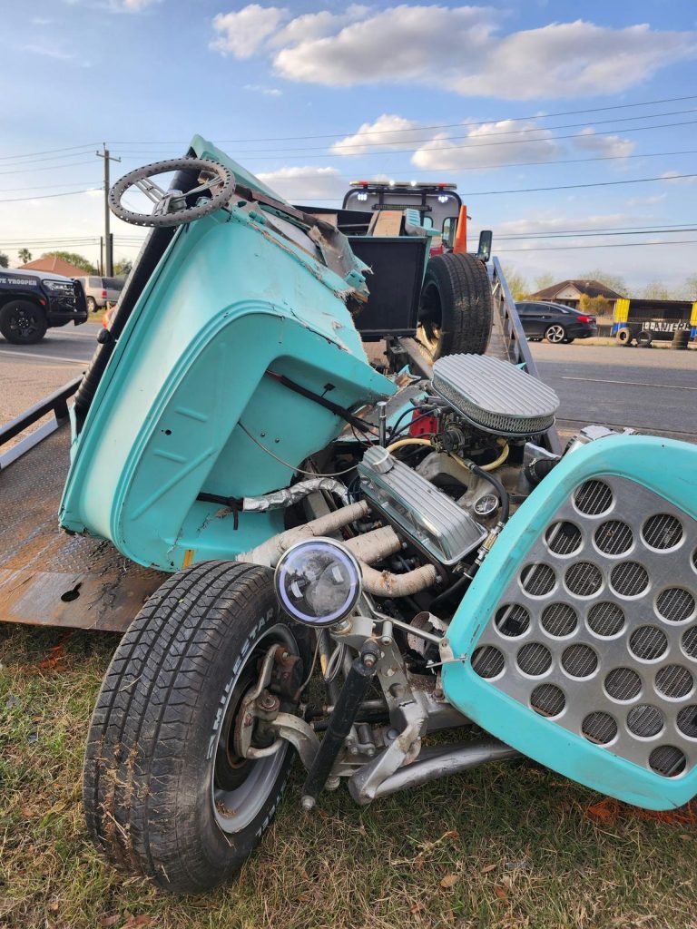 Accidente de tres vehículos cobra la vida de una persona en La Blanca