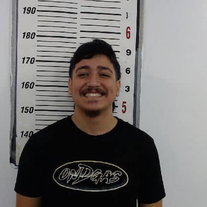 Arrestado tras encontrarlo con un arma cerca de un parque de sófbol de Río Grande City La Grulla ISD